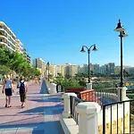 Appartamento Super Luxury In Tigne Point, Amazing Sea Views Sliema