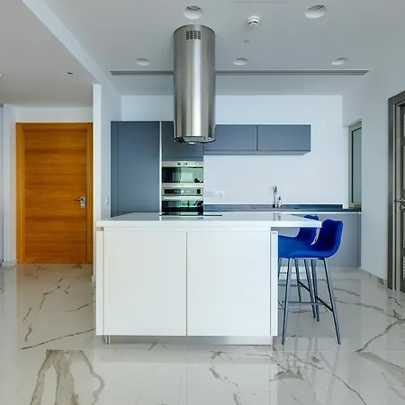 Apartmán Super Luxury In Tigne Point, Amazing Sea Views Sliema