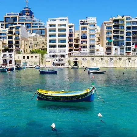 Appartement Super Luxury In Tigne Point, Amazing Sea Views Sliema