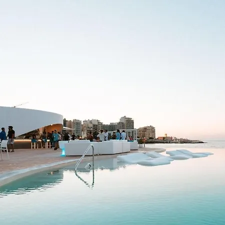 Super Luxury In Tigne Point, Amazing Sea Views Apartament *