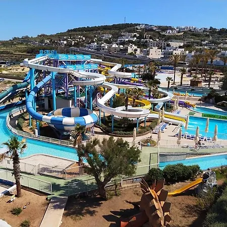 Super Luxury In Tigne Point, Amazing Sea Views Apartament