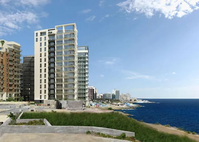 Super Luxury In Tigne Point, Amazing Sea Views Appartamento Sliema